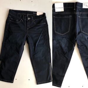 BLANKNYC Denim Women's Skinny Capri with Zip